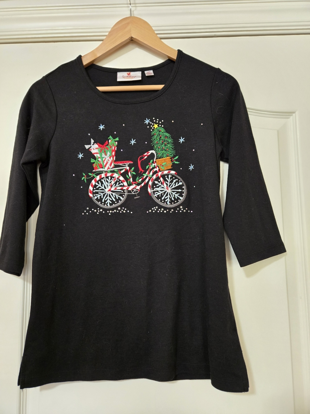 Quacker Factory Black 3/4 Sleeve Holiday Bike Top Festive